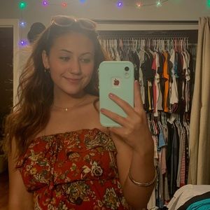 Meet your Posher, Adriana